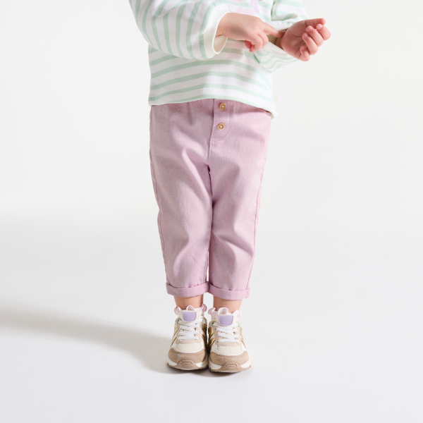 بنطال بخصر عالٍ، باللون البنفسجي للفتيات الصغيرات